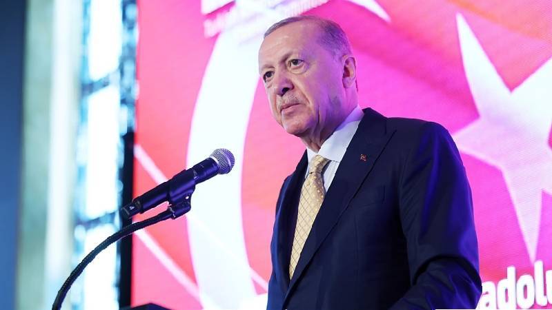 cumhurbaskani erdogan her kim turkiyeden katliamlar karsisinda sessiz kalmasini bekliyorsa hic bosuna beklemesin y4gVijYe