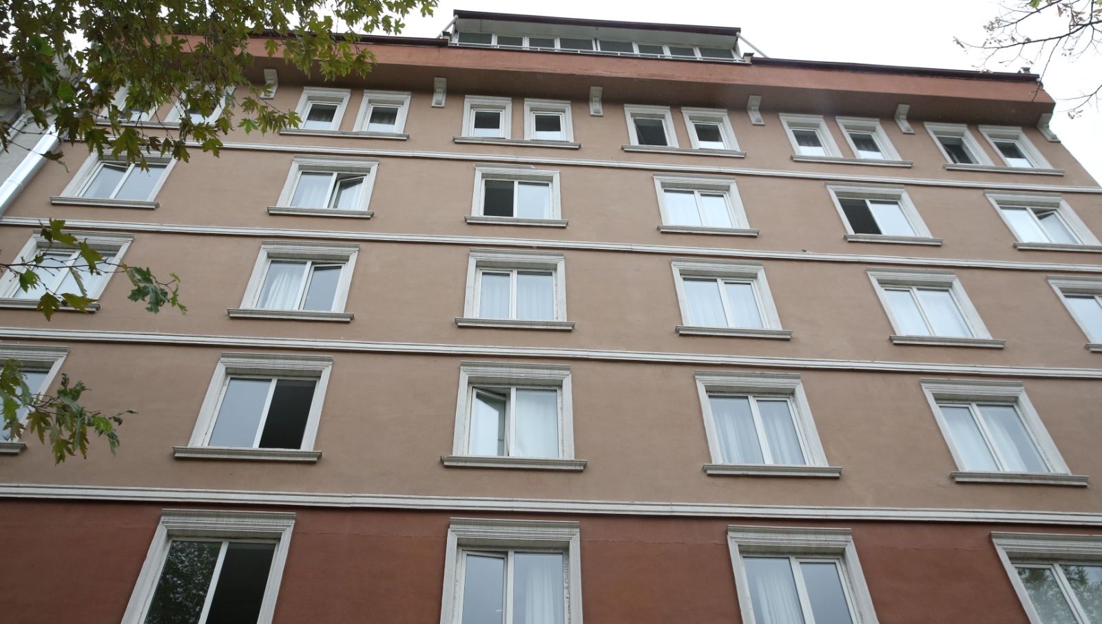 kastamonuda otelin penceresinden dusen kadin hayatini kaybetti OvJJOl1J