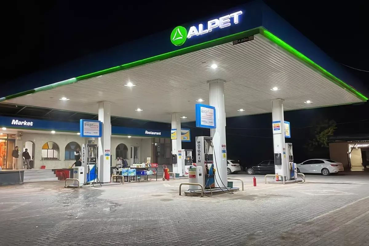 2 yil sonra elden cikardilar turkiyenin dev akaryakit markasi bir kez daha satildi jQc3CUjN.jpg