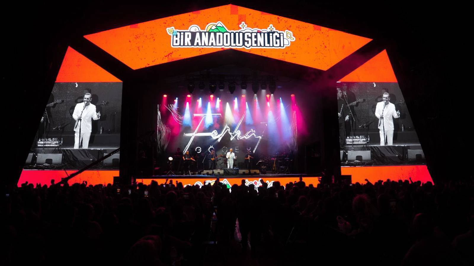 bir anadolu senligi bes sehirde 898 bin 608 kisi sanatla bulustu 7KXO7bmB