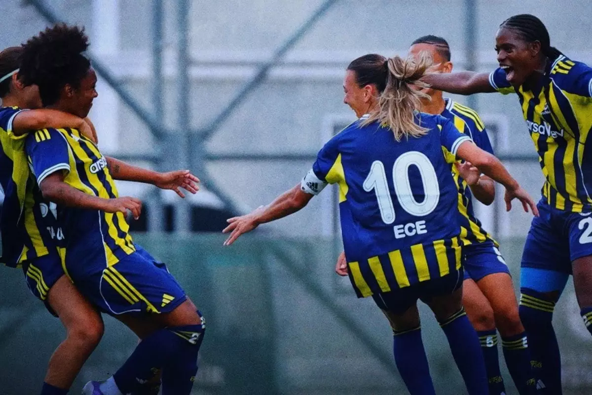 kadinlar derbisinde kazanan fenerbahce TQVyNguP
