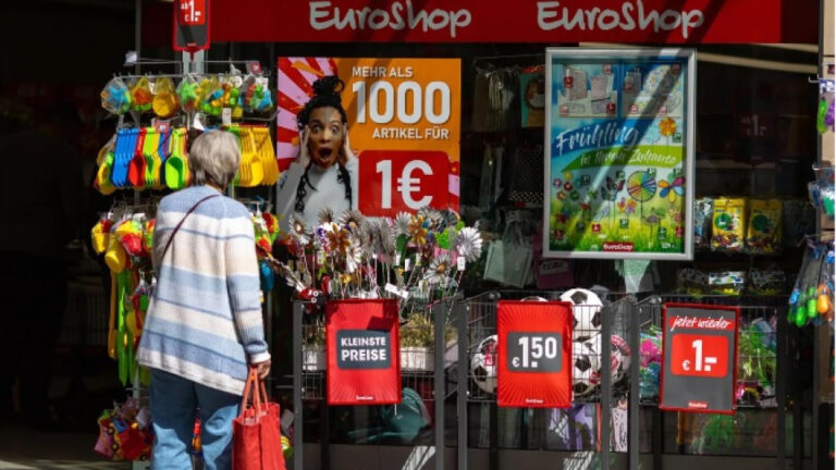 euro-bolgesi-enflasyonunda-2023ten-bu-yana-en-hizli-artis-ibIbhqDs